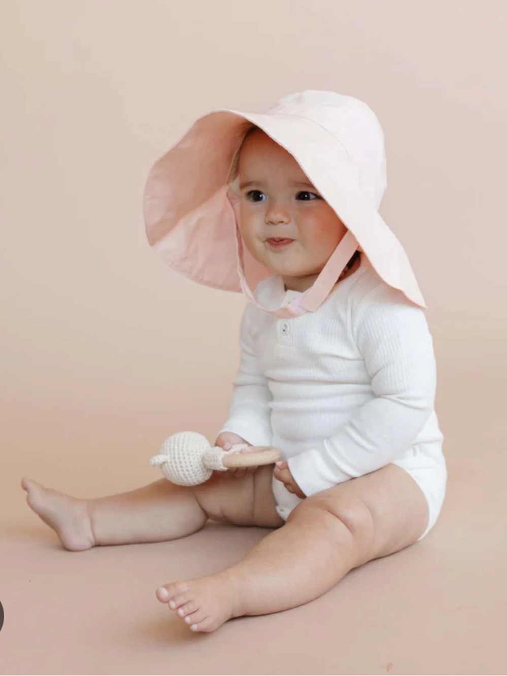 Light Pink Linen/Cotton Wide-Brim Toddler Sun Hat with Chin Tie